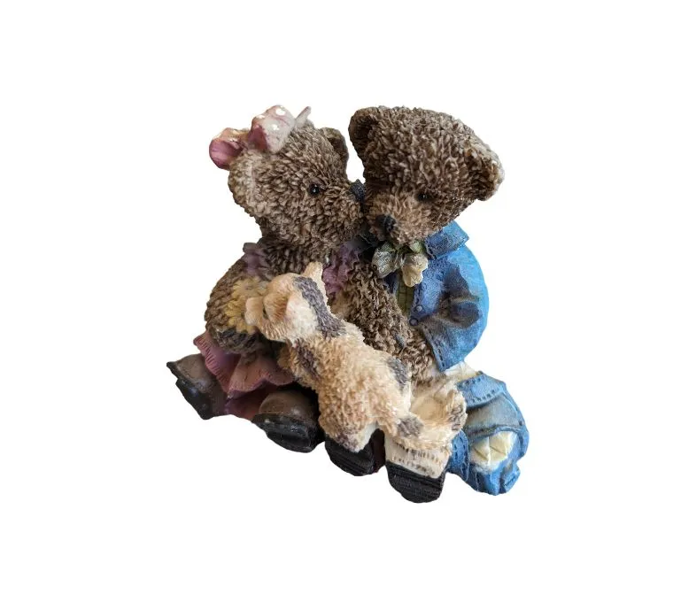 2 Teddy Bears with Cat