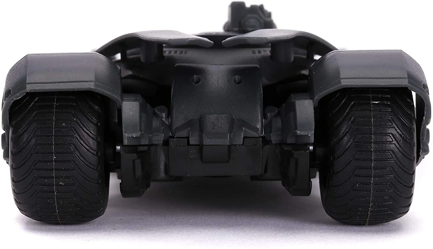 DC Comics 1:32 Batman 2017 Justice League Batmobile Diecast Car and Figure